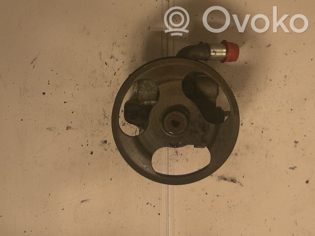 Ohjaustehostimen pumppu   151181
