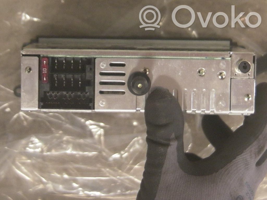 GPS navigation control unit/module   PU2472B