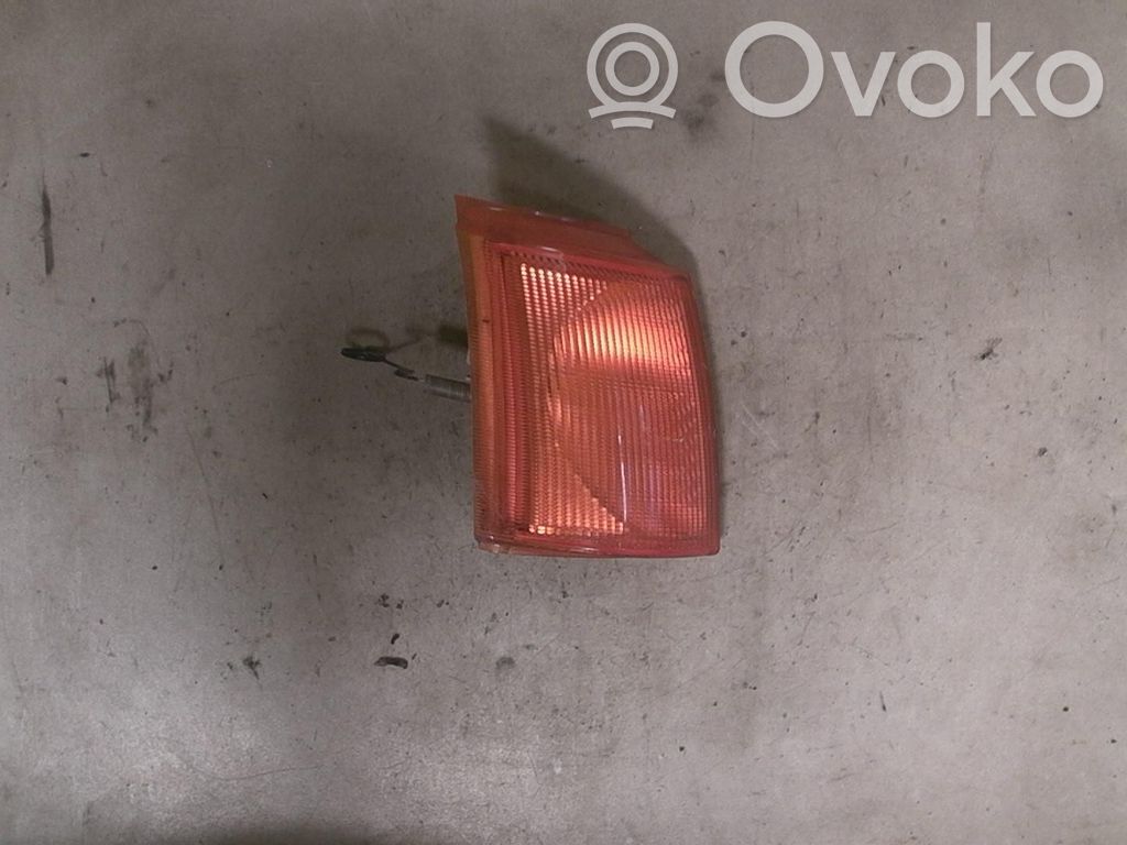 Clignotant avant   ORANGEFOTO
