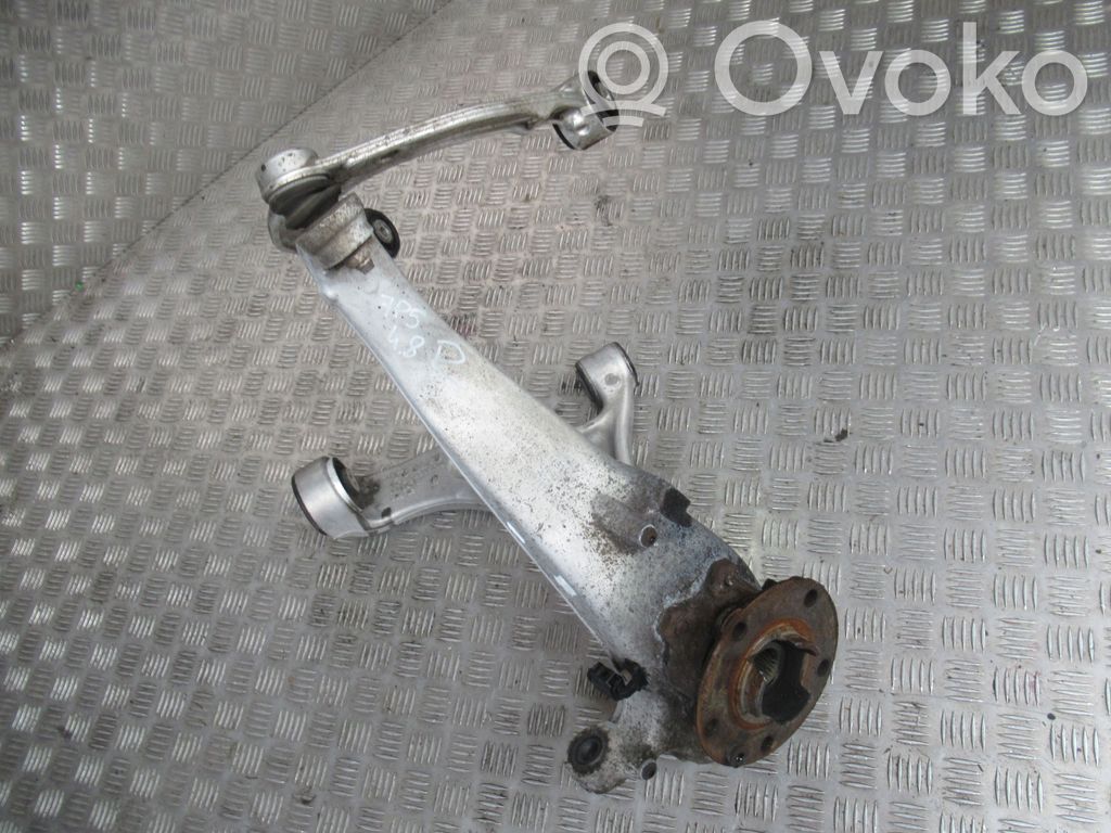 Achsschenkel vorne   7P0407246A,7P5501655