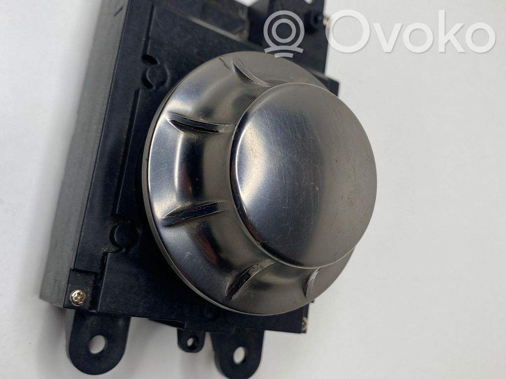 Interrupteur / bouton multifonctionnel   6934259,HW04SW0A,0316KAL01