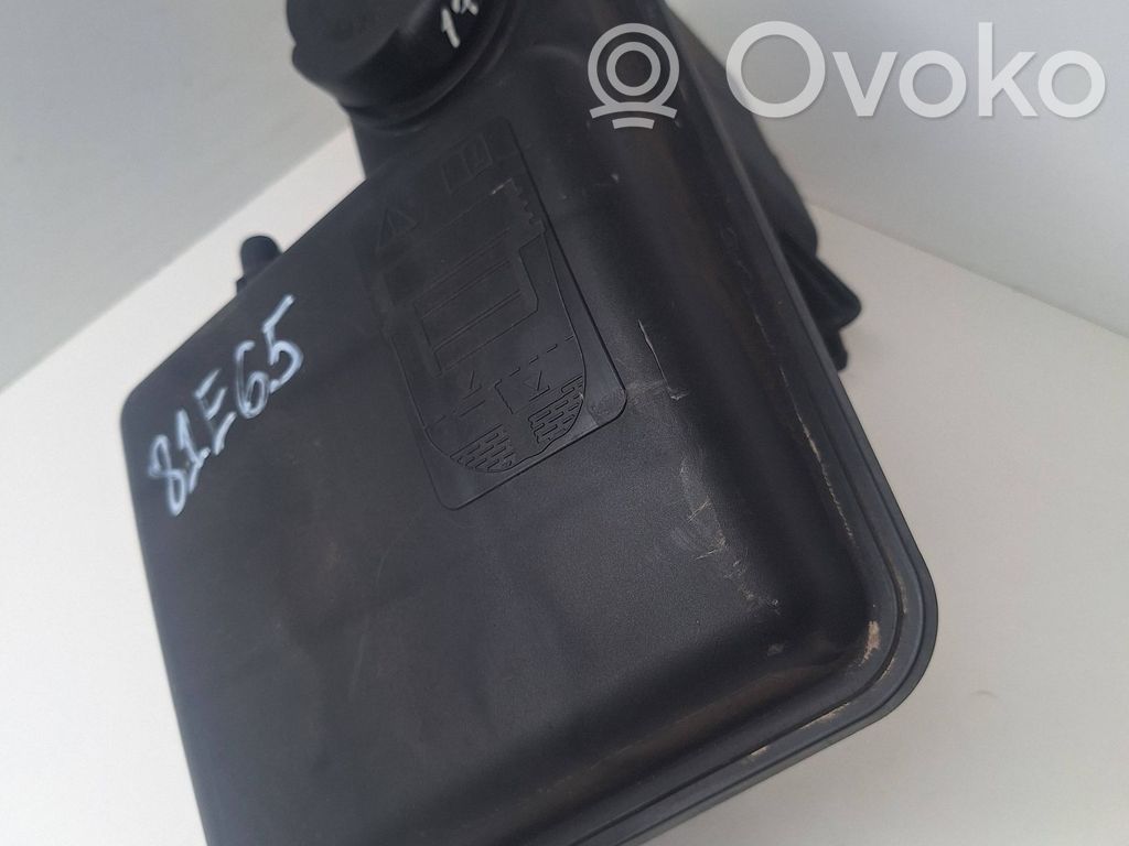 BMW 7 E65 E66 Aušinimo skysčio išsiplėtimo bakelis 