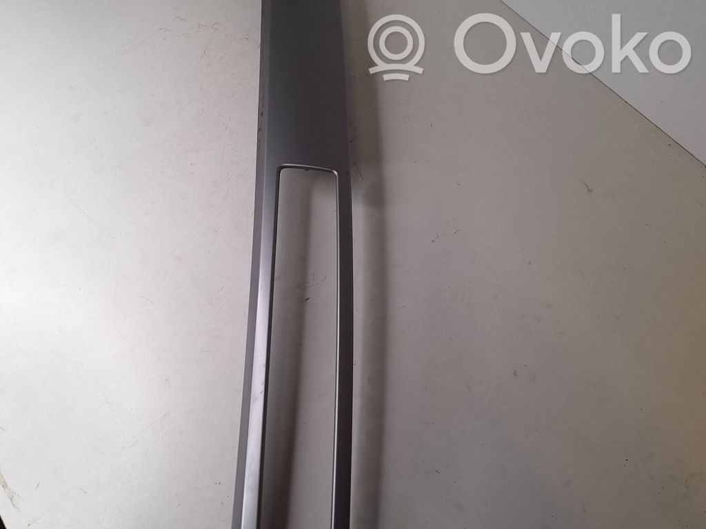 BMW 3 E90 E91 Panelės apdailos skydas (centrinis) 