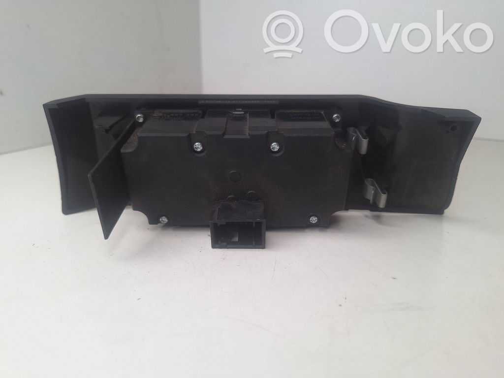 Seat control module   03217154093,3328010100,692525102,6225295