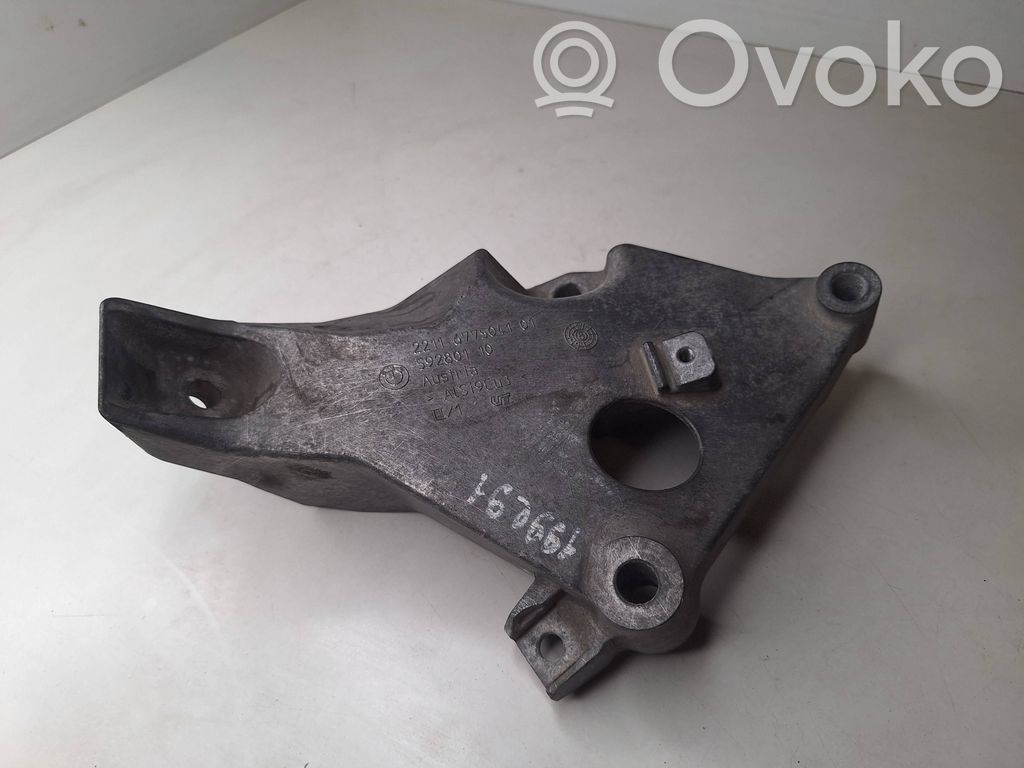 Engine mounting bracket   6775041,59280110