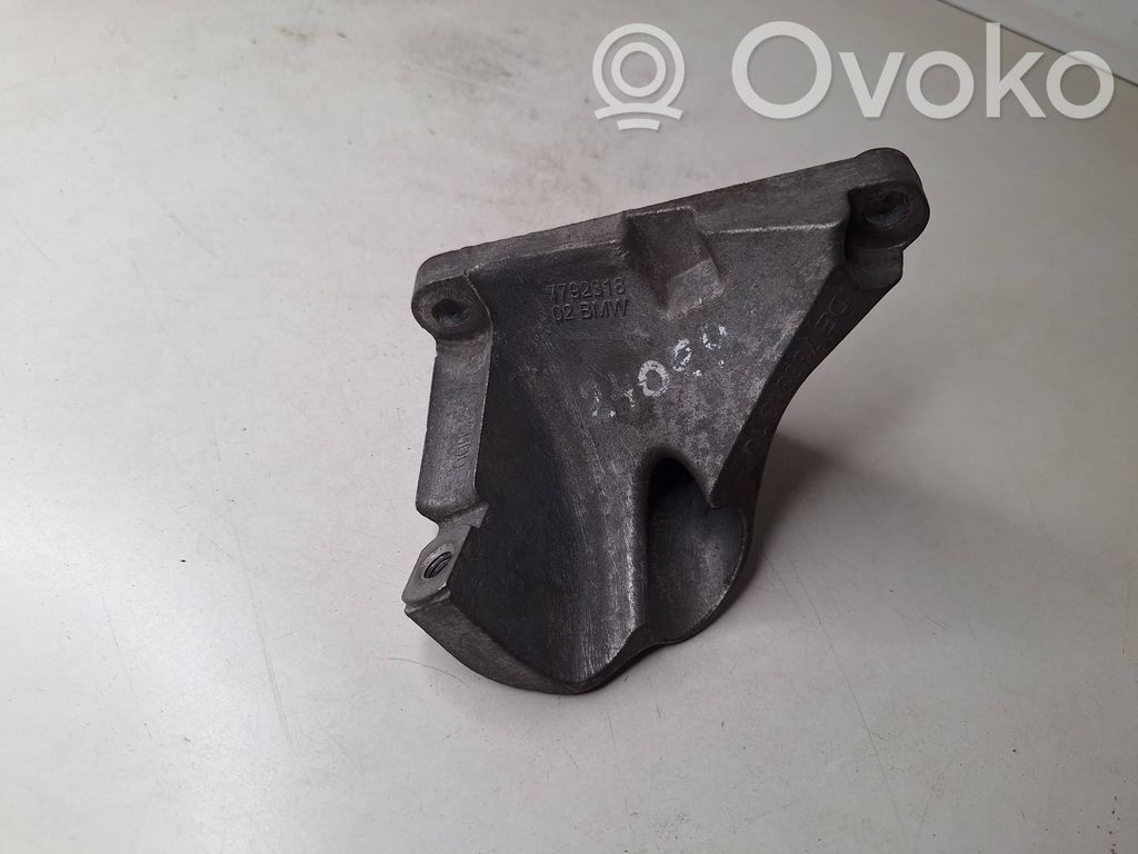 BMW 3 E90 E91 A/C compressor mount bracket 