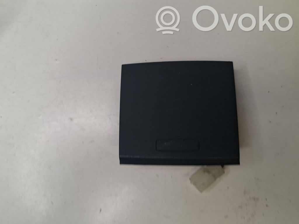 BMW X3 E83 Cigarette lighter rear 