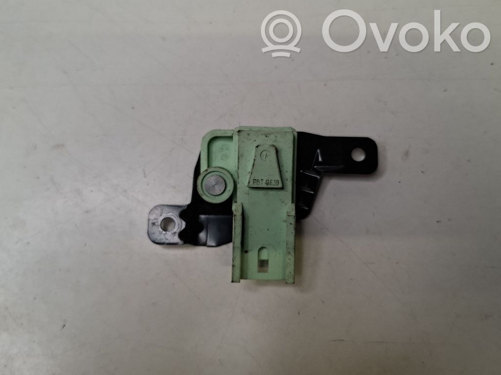 BMW X3 E83 Airbag deployment crash/impact sensor 