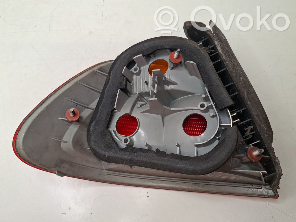 BMW 3 E46 Rear/tail lights 
