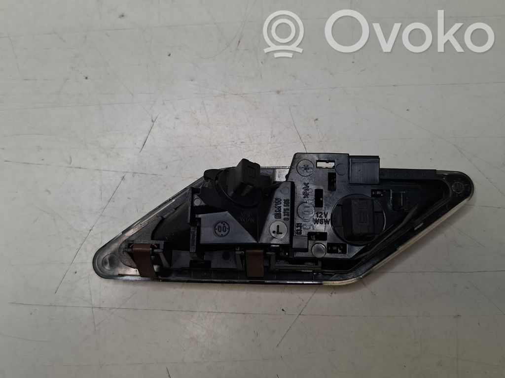 Rear seat light   2JA00787701
