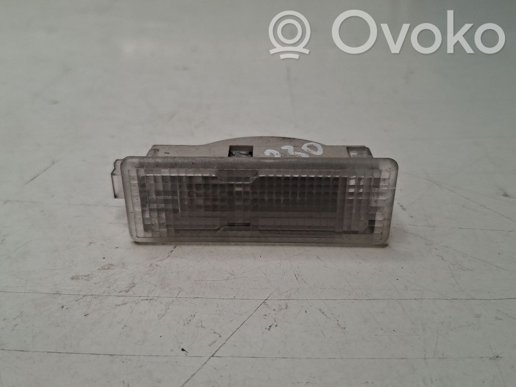BMW 3 E90 E91 Otros repuestos del interior 
