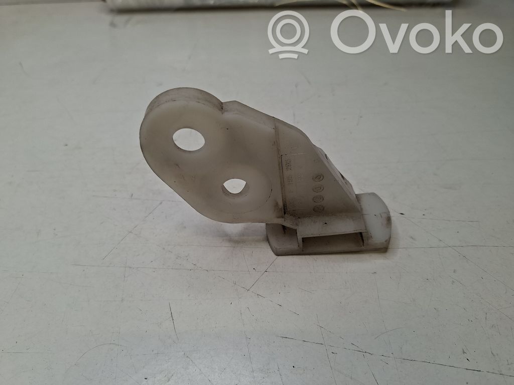 Soporte del parachoques delantero   8195295