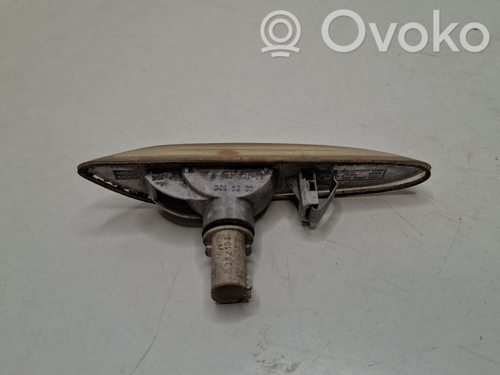 BMW X3 E83 Front fender indicator light 