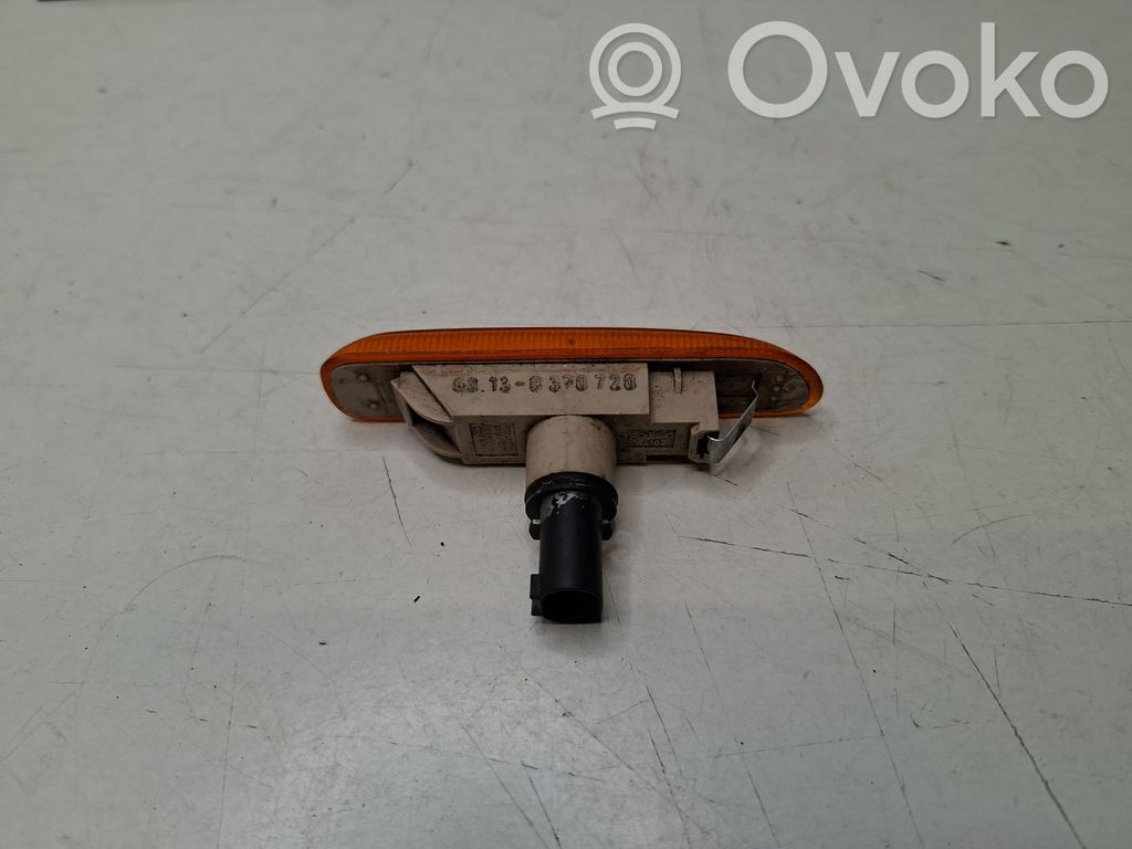 BMW 3 E46 Front fender indicator light 