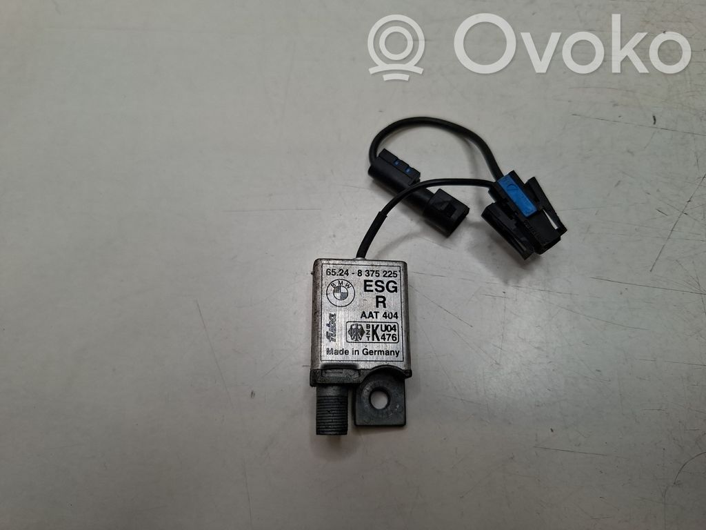 BMW 7 E38 Antenos stiprintuvas 