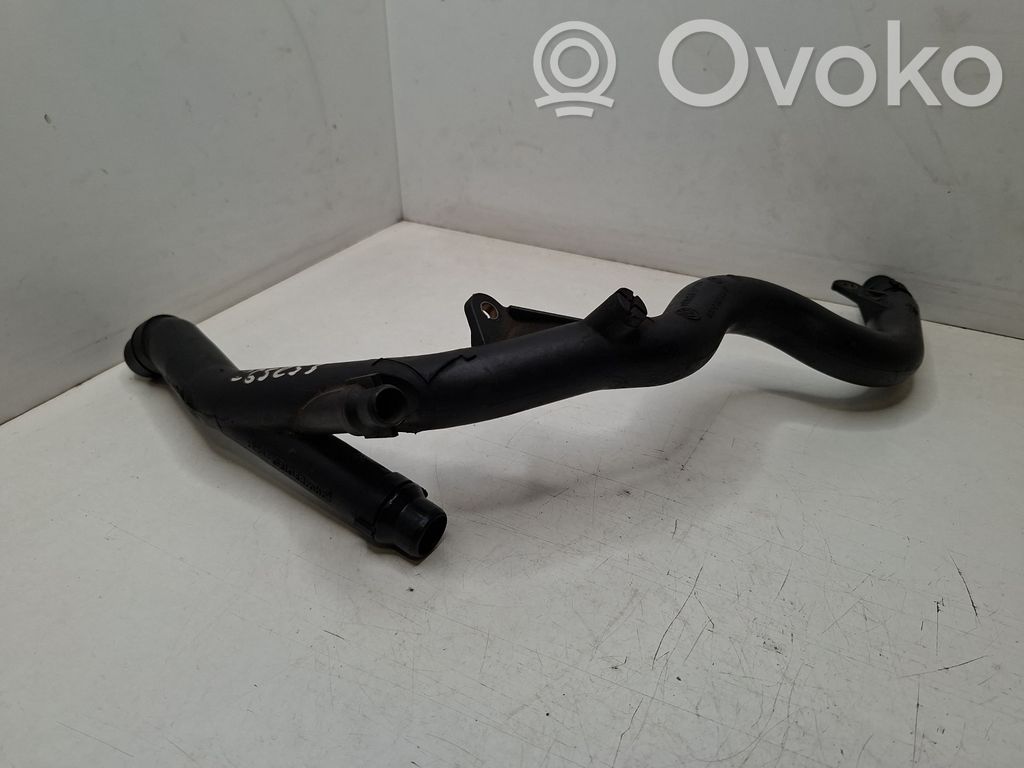 Engine coolant pipe/hose   7787379