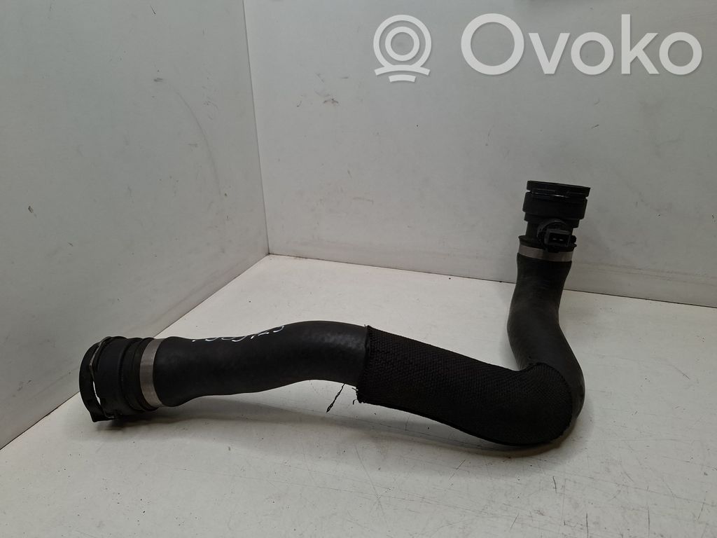 BMW 5 E39 Engine coolant pipe/hose 