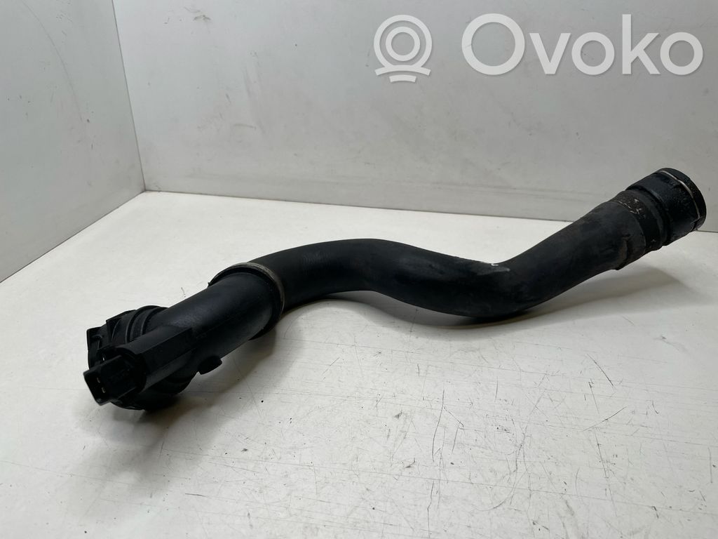 Engine coolant pipe/hose   1436373