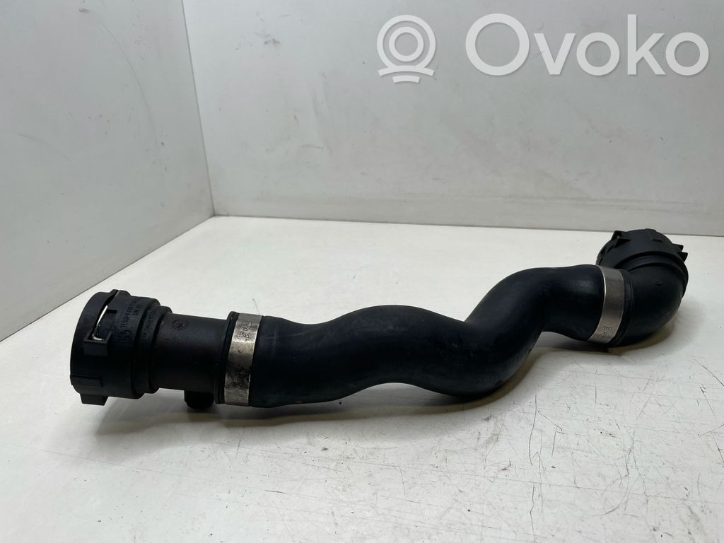 BMW 5 E39 Engine coolant pipe/hose 