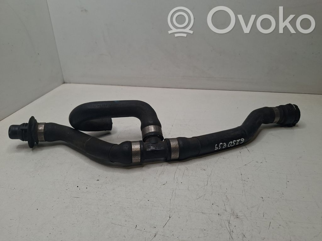 BMW 5 E39 Engine coolant pipe/hose 