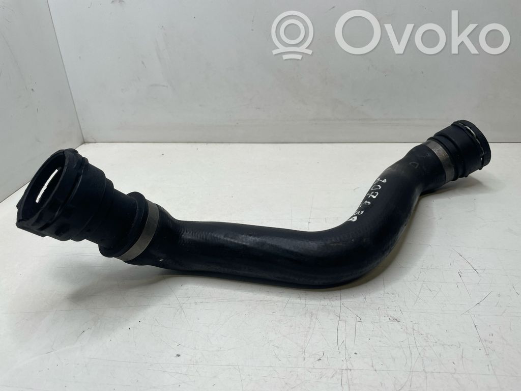 BMW 5 E39 Engine coolant pipe/hose 