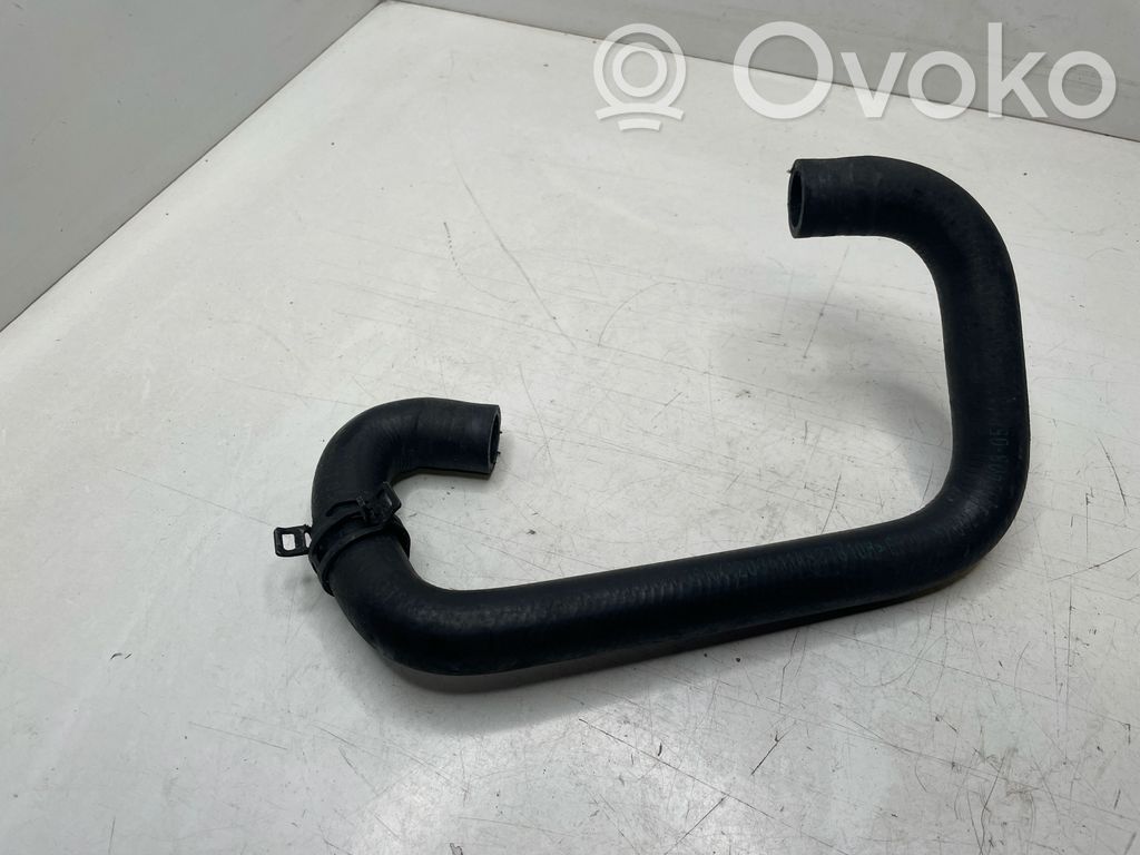 BMW X3 E83 Tuyau de liquide de refroidissement moteur 