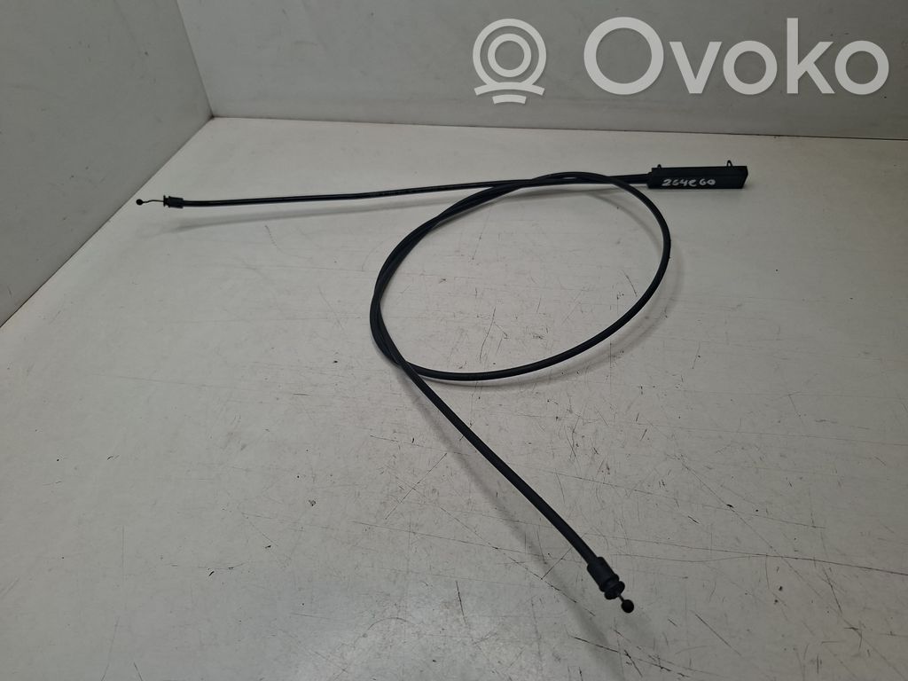BMW 5 E60 E61 Dzinēja pārsega slēdzenes trosīte 