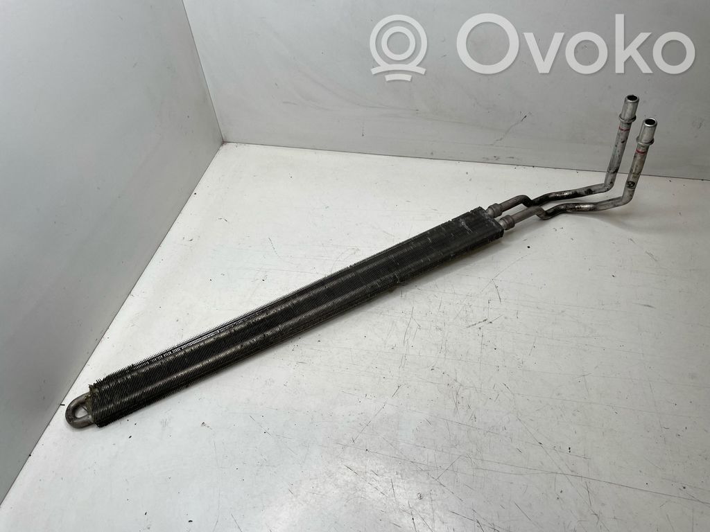 Vairo stiprintuvo radiatorius   7787447