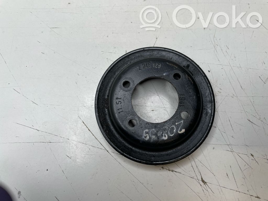 Polea de la bomba de agua   2246129