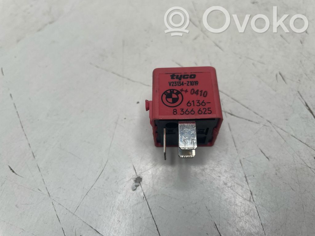 BMW X5 E53 Other relay 