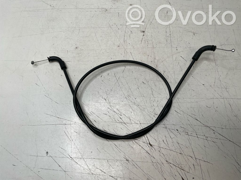 BMW 7 E65 E66 Troselis variklio dangčio spynos 
