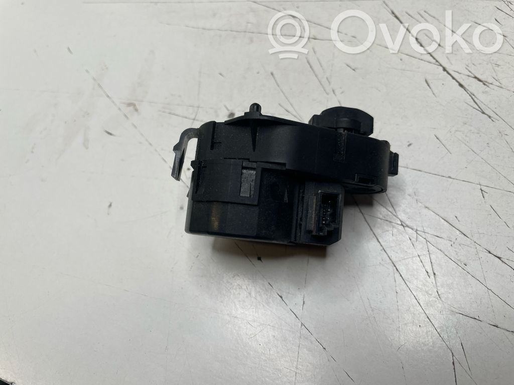 Oro sklendės varikliukas   6935077,ECB652,B3250