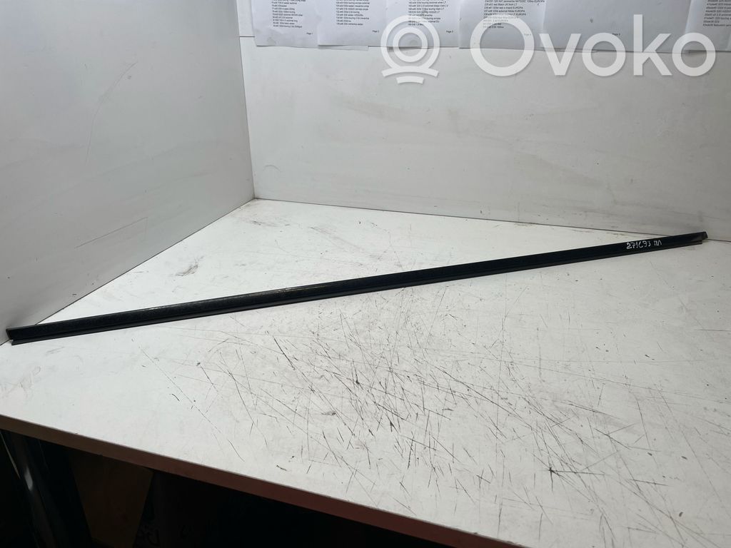 BMW 3 E92 E93 Etuoven lasin muotolista 