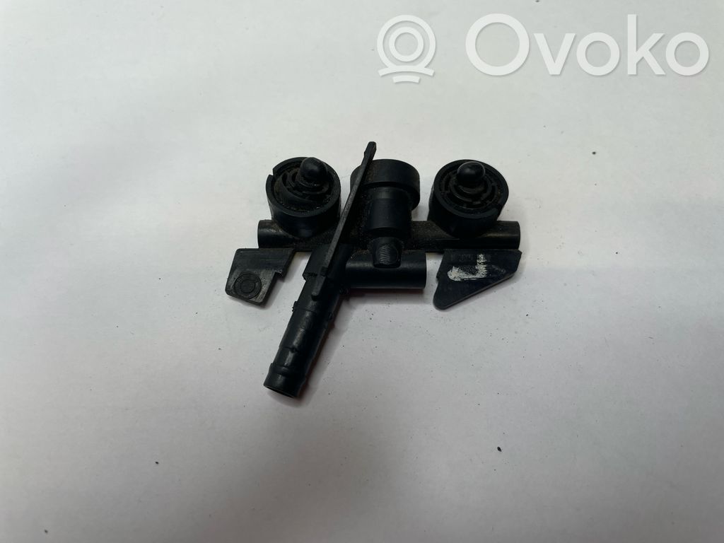 Headlight washer spray nozzle   8375541