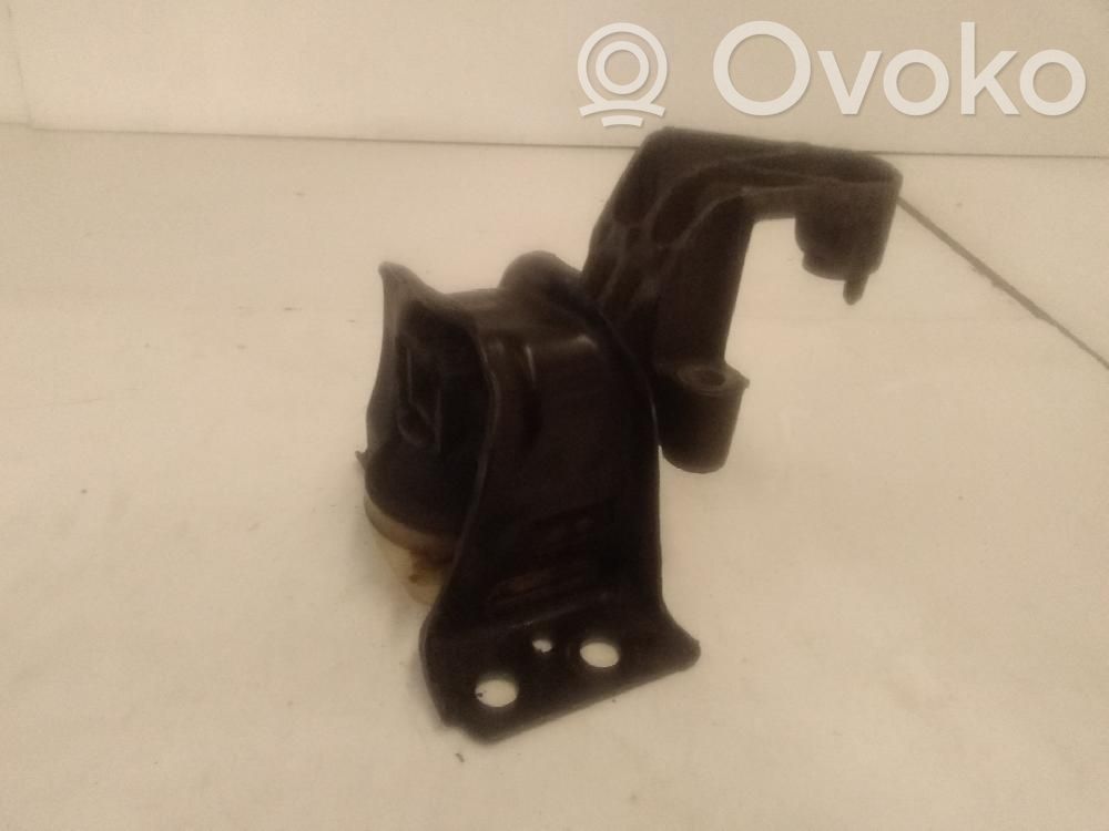 Renault Clio III Engine mount bracket 