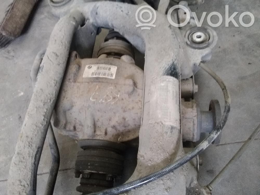 Rear differential   756799503