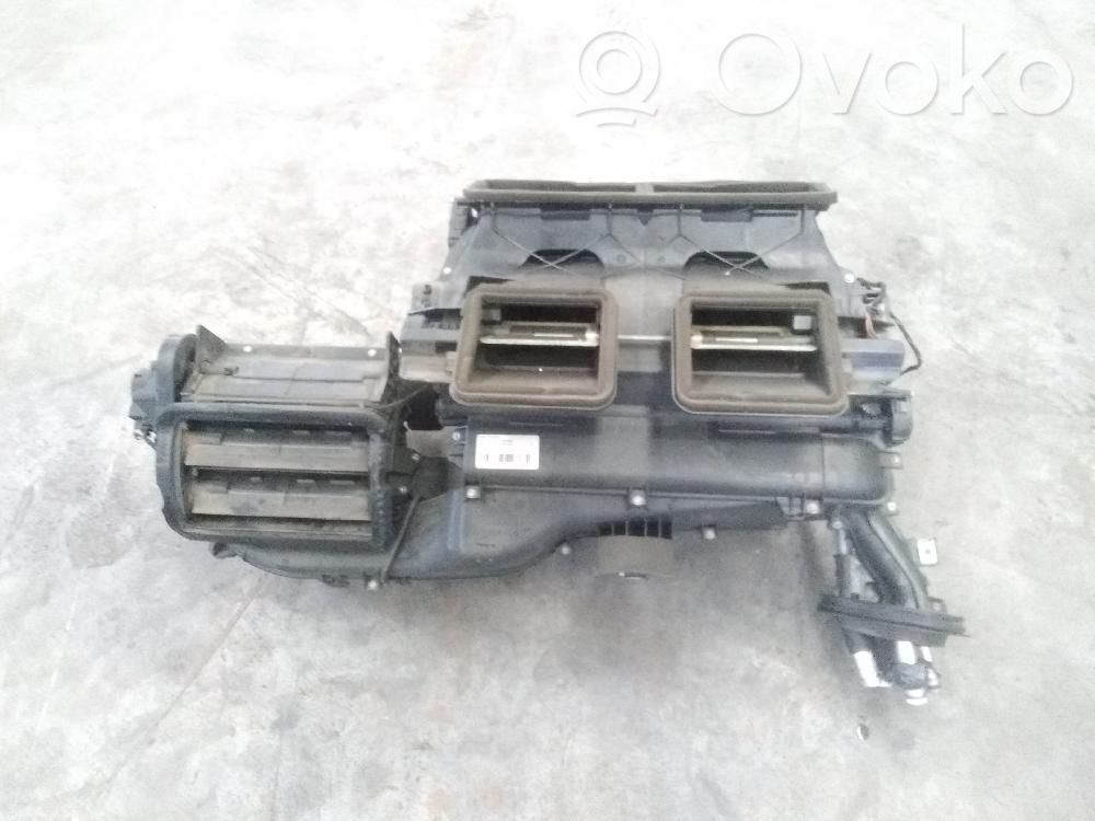 BMW 3 E90 E91 Interior heater climate box assembly housing 