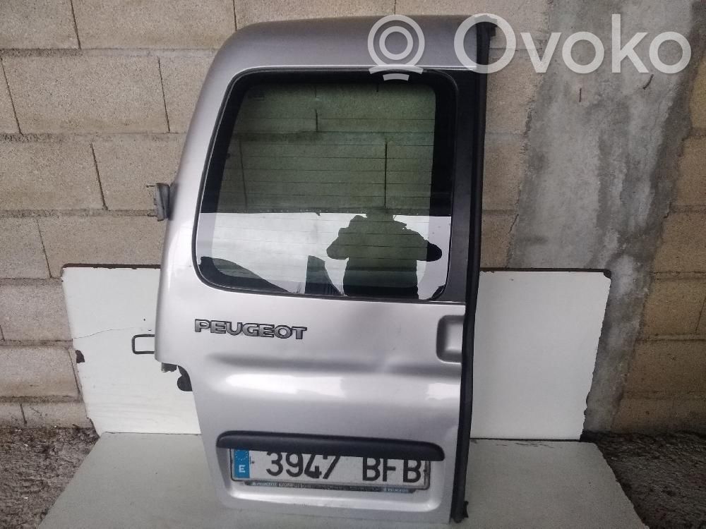 Peugeot Partner Puerta de carga trasera/atrás 