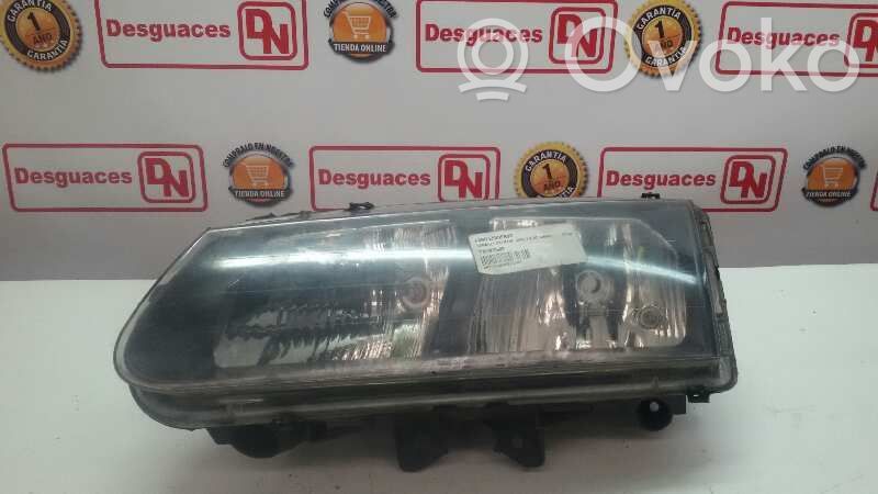Renault Scenic I Lampa przednia 