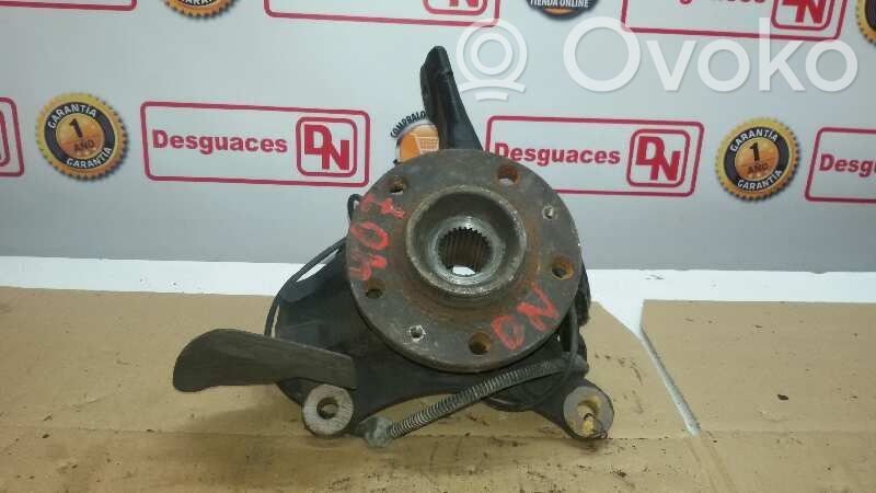 Peugeot 407 Achsschenkel vorne 