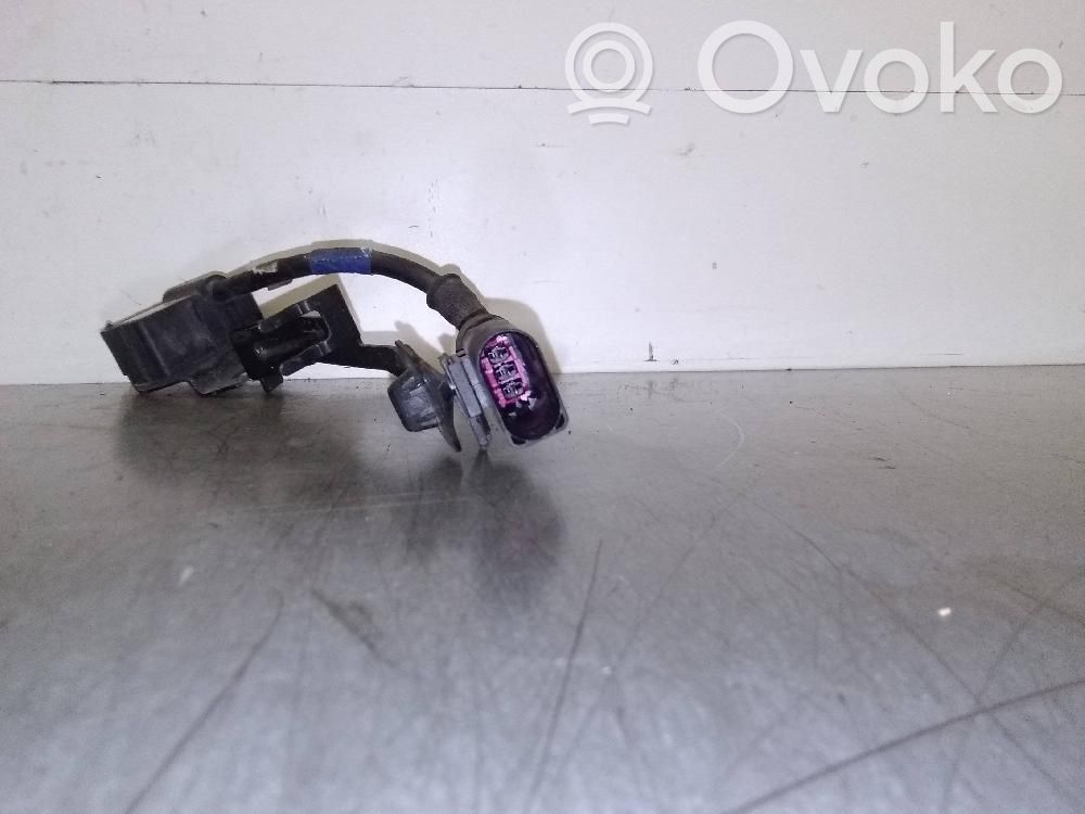 Sensor   4E0616575J