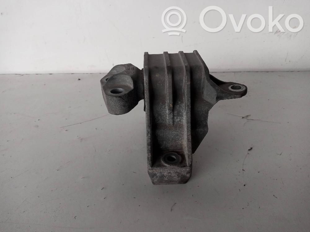 Engine mount bracket   21044615,21044615,21044615