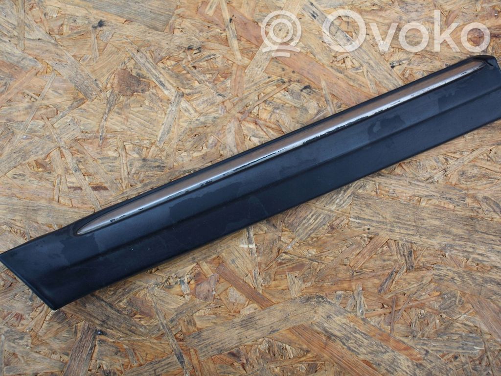 BMW 7 E32 Apdaila sparno (moldingas) 