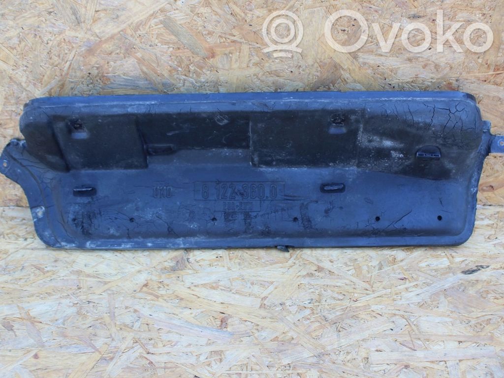 Sonstiges Einzelteil Motorraum   8122360