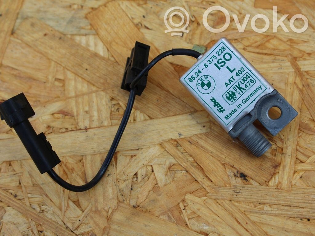 BMW 7 E38 Antenos stiprintuvas 