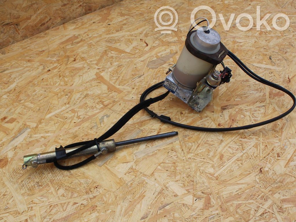 Avattavan katon hydraulipumppu   8407224