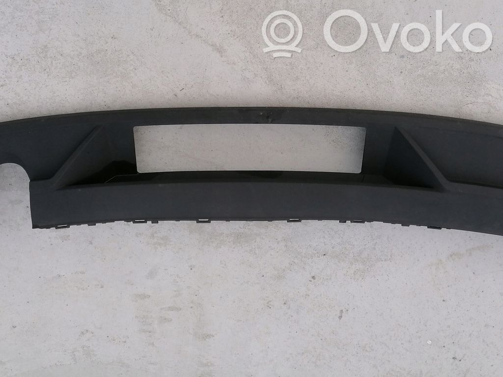 Audi A3 S3 8V Moldura inferior del parachoques trasero 