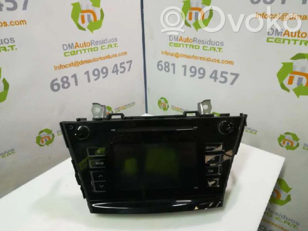 Toyota Prius c Steuergerät GPS Navigation 