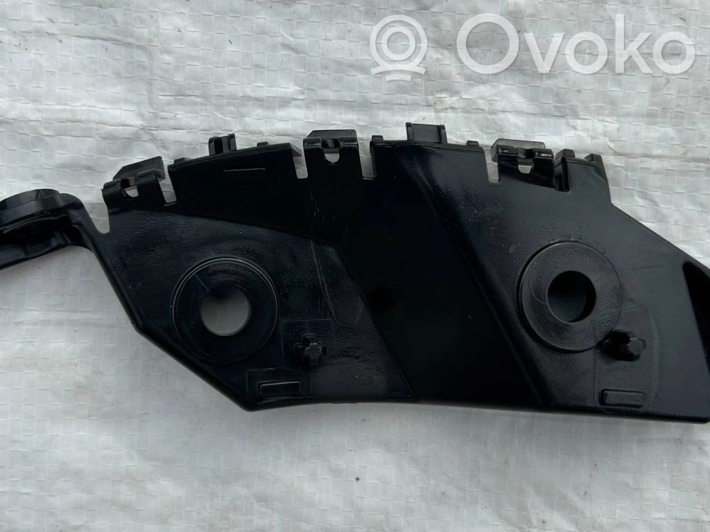 Front bumper mounting bracket   177426800E