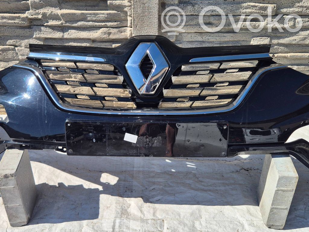 Renault Arkana Parachoques delantero 